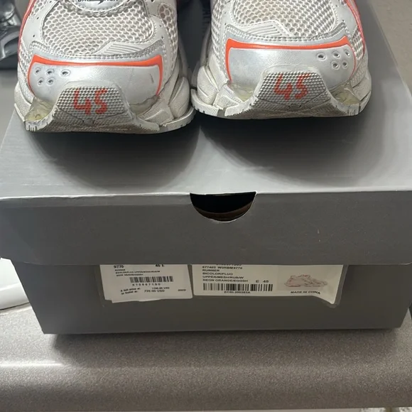 Balenciaga men Shoes - White and Orange